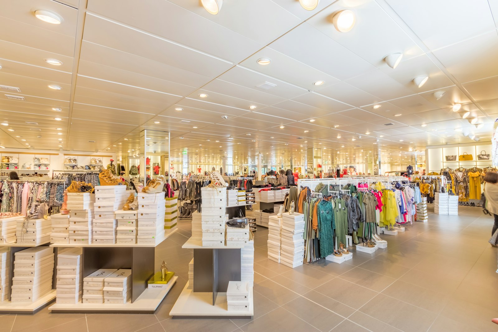 Retail shop floor with displays